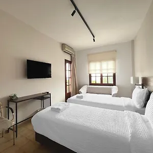 Inn Viva, Ouranoupoli